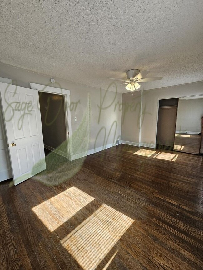 Building Photo - BEAUTIFUL 2-STORY HOME!!!
