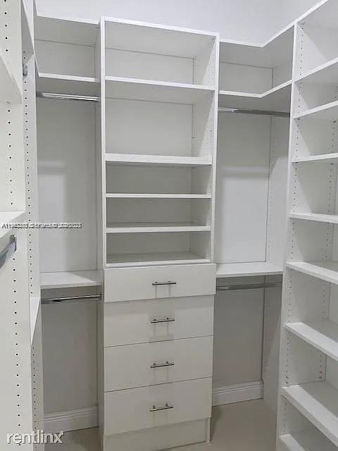 Building Photo - 6111 Marinel Say Dr