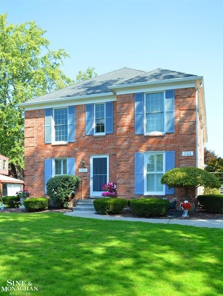 Building Photo - 744 Trombley Rd