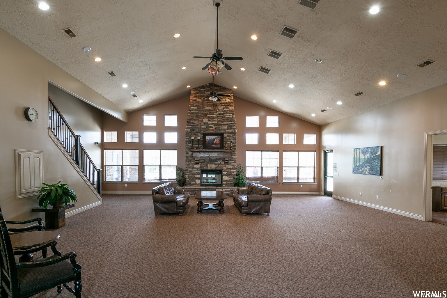 Building Photo - 928 W Stonehaven Dr