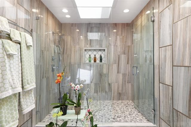 Building Photo - 5718 Over Downs Cir