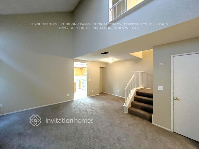 Building Photo - 2250 Sandcastle Way