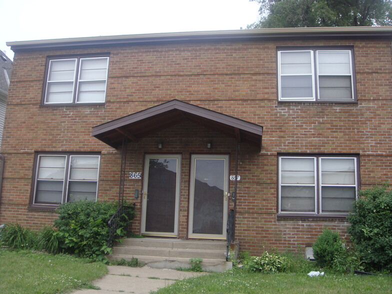 Building Photo - 865 Snelling Ave N