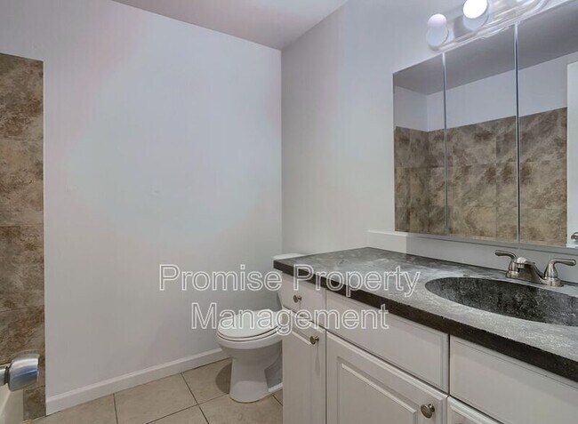 Building Photo - 540 65th St