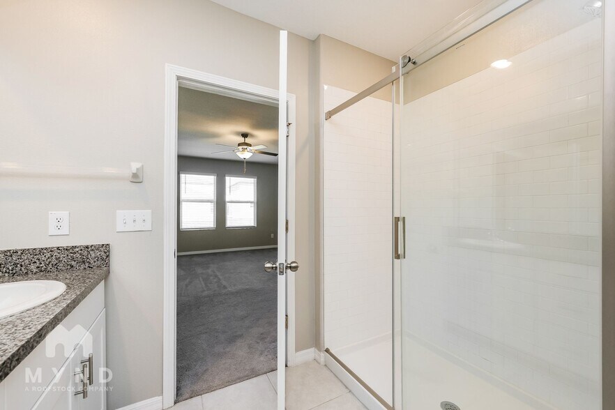 Building Photo - 31526 Sun Kettle Lp