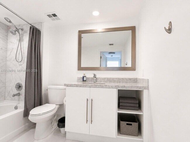 Building Photo - 325 S Biscayne Blvd