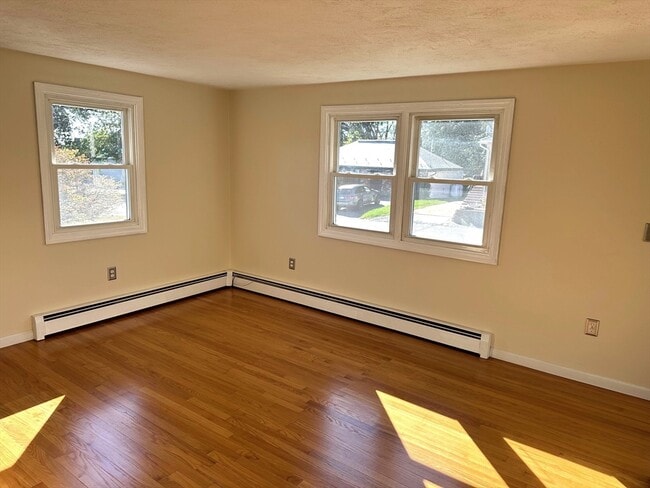 Building Photo - 5 Nobile St
