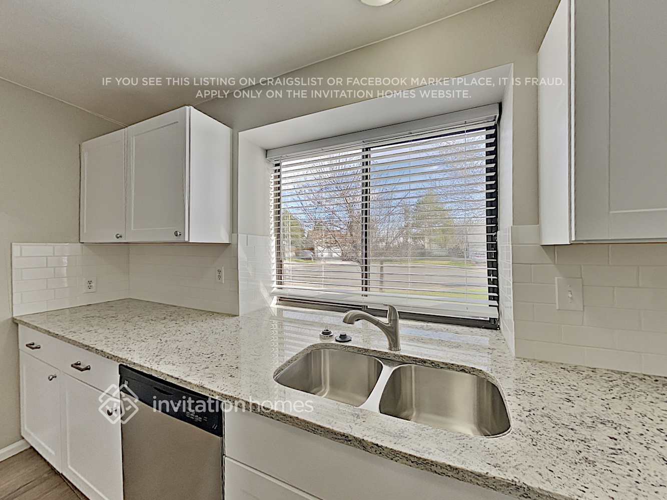 Building Photo - 18475 E Crestline Cir
