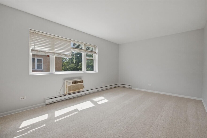 Building Photo - 6212 W 64th Pl