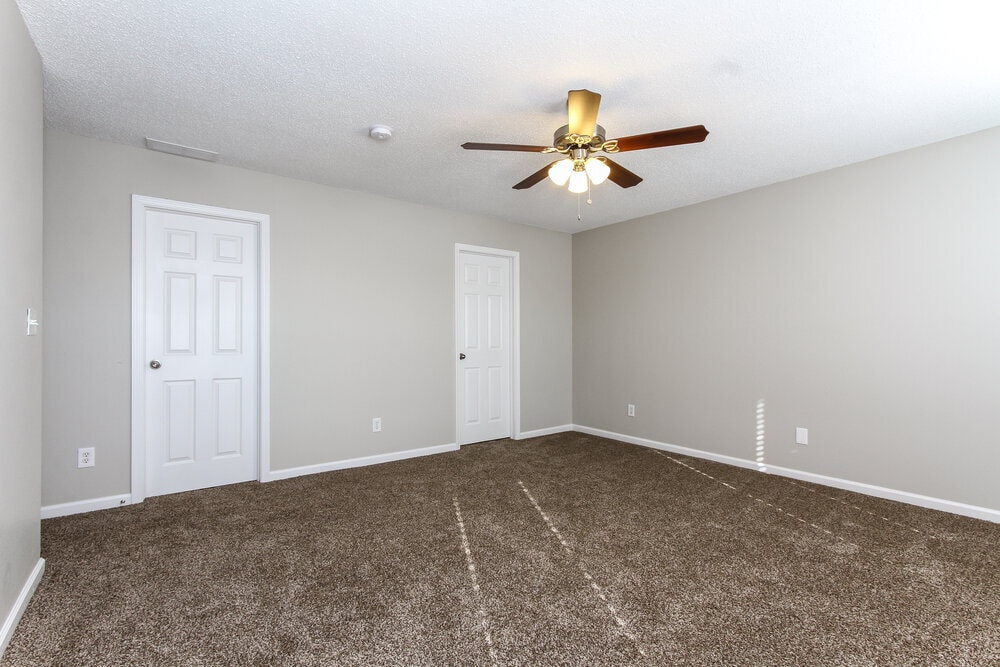 Building Photo - 672 Cloverfield Ln
