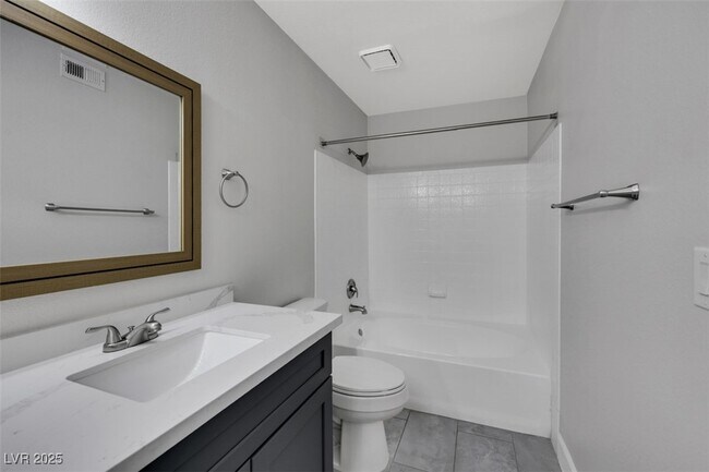 Building Photo - 1575 W Warm Springs Rd