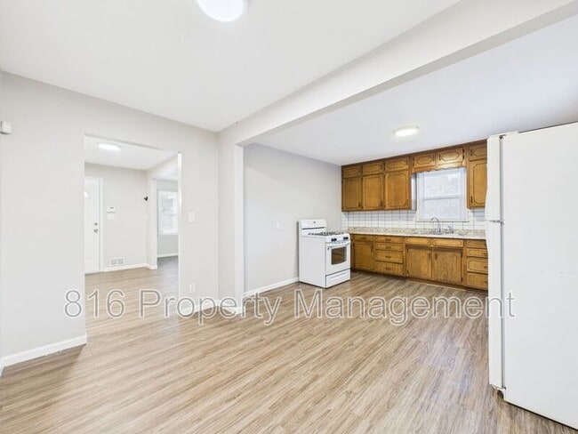 Building Photo - 3469 N 27th St
