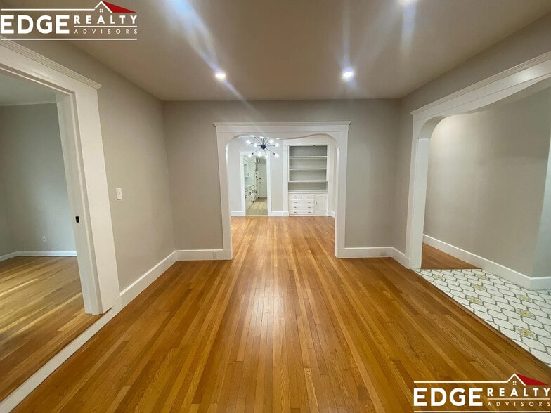 Building Photo - 80 Wallingford Rd