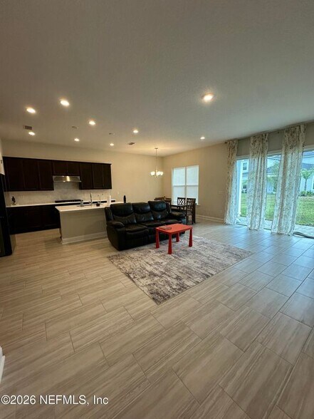 Building Photo - 412 Dalton Ml Dr