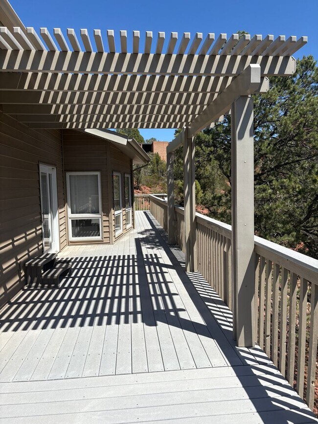 Building Photo - Unfurnished, 1-year long-term rental, Procure Only