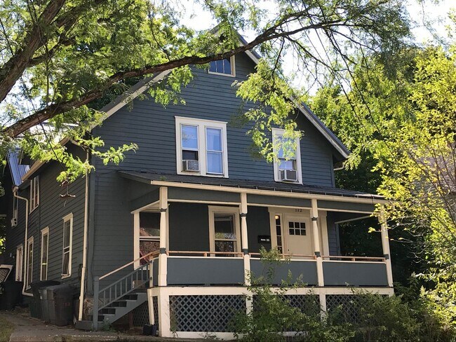 Primary Photo - 112 Hudson St