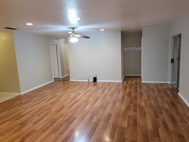 living room - 3620 Crosscut Loop