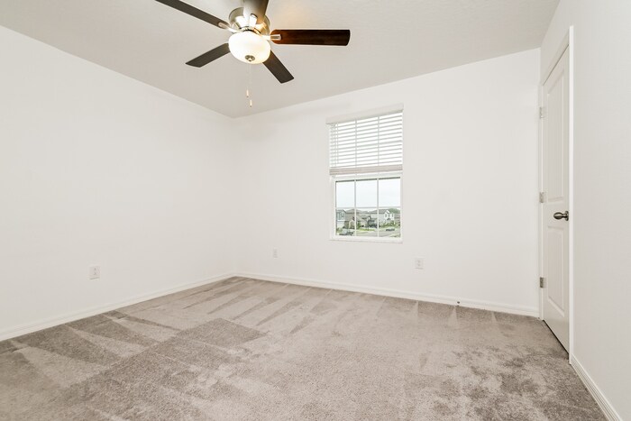 Building Photo - 4234 84th Ct E