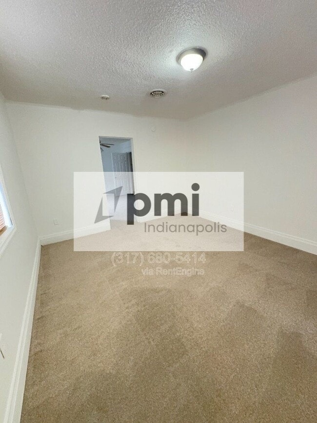 Building Photo - 955 S 22nd St