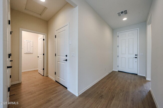 Building Photo - 25465 N 172nd Dr