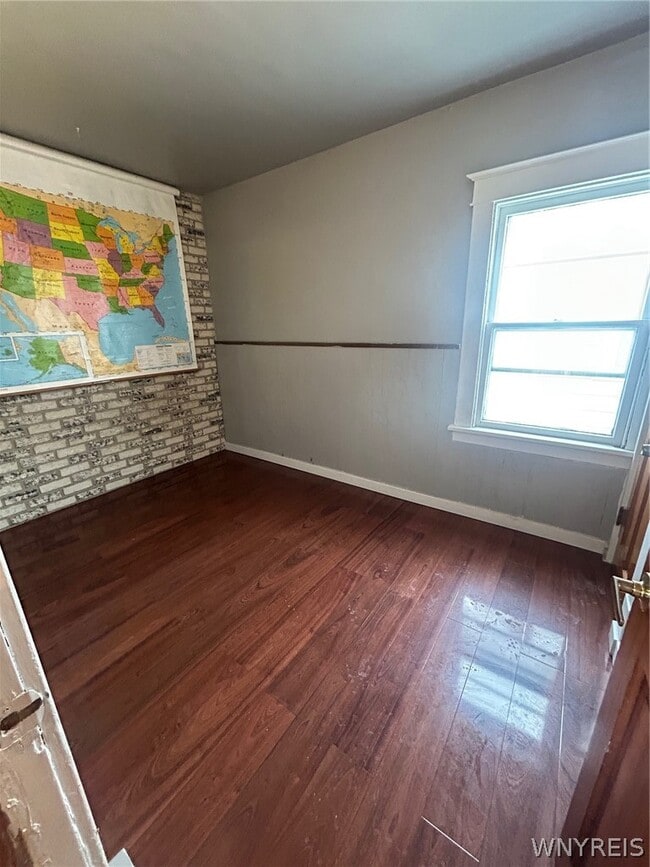 Building Photo - 34 Sandrock Rd