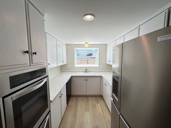 Building Photo - 18172 St Moritz Cir