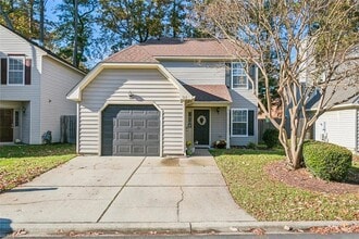 Building Photo - 913 Ivystone Way