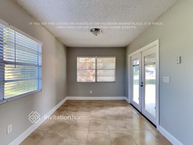 Building Photo - 151 Heron Pkwy