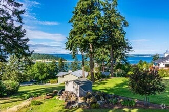 Building Photo - Beautiful Home in Polnell Shores