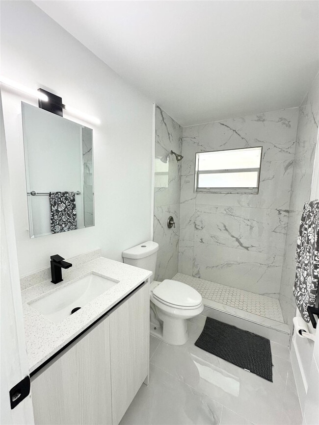 Building Photo - 2508 McKinley St