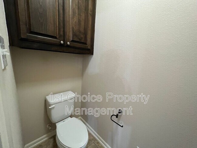 Building Photo - 1030 Lone Ivory Trail