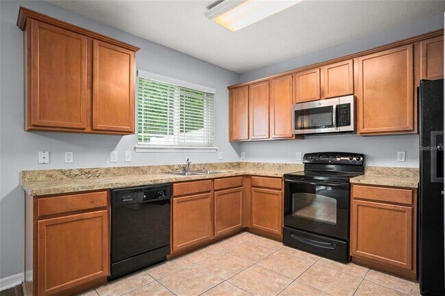 Building Photo - 2161 Cypress Villas Dr
