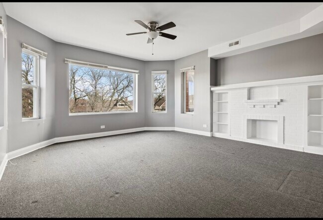 Primary Photo - 7724 S Marshfield Ave
