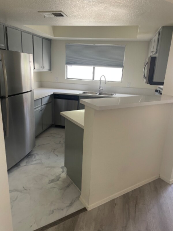Building Photo - 8455 W Sahara Ave