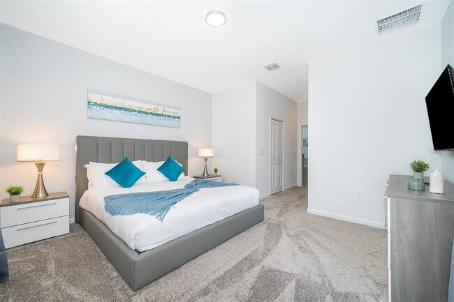 Building Photo - 8861 Cabot Cliffs Dr