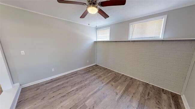 Building Photo - 1170 Josephine Ave