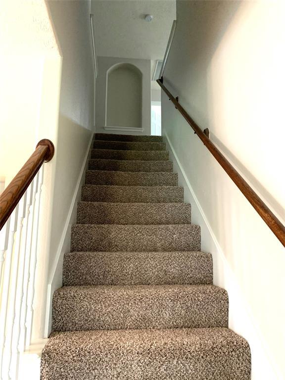Building Photo - 16954 Creek Mountain Dr