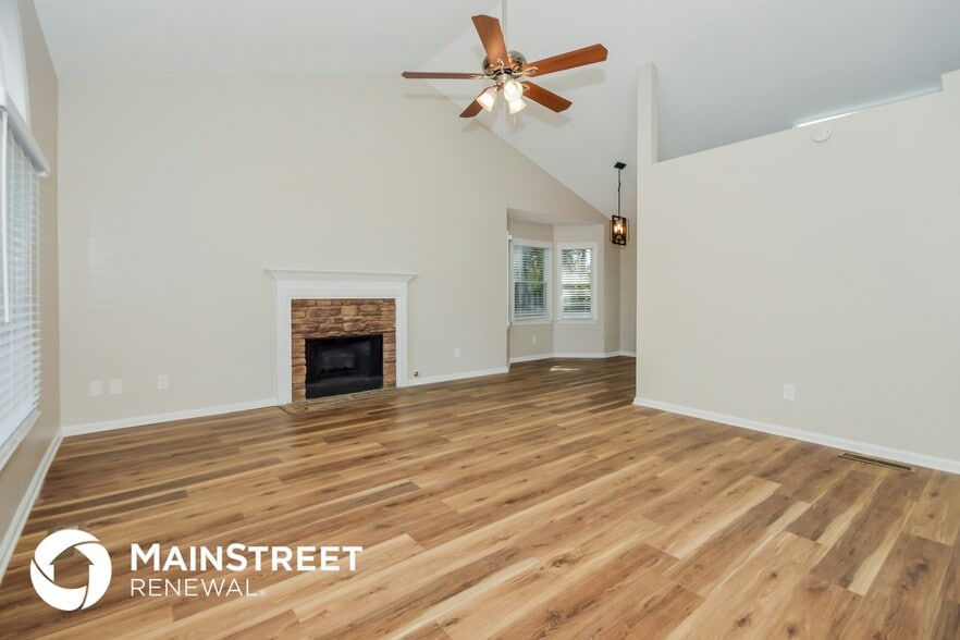 Building Photo - 27 Westminster Dr