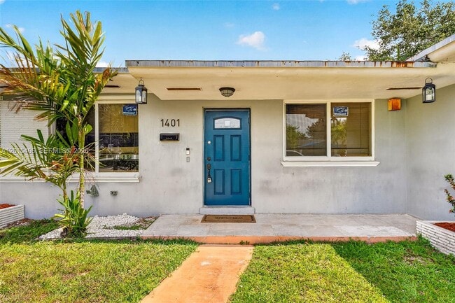 Building Photo - 1401 NE 200th Terrace