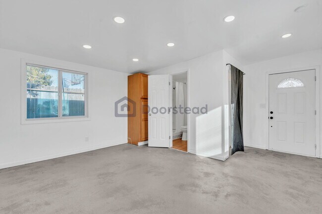 Building Photo - 199 Bart Ave