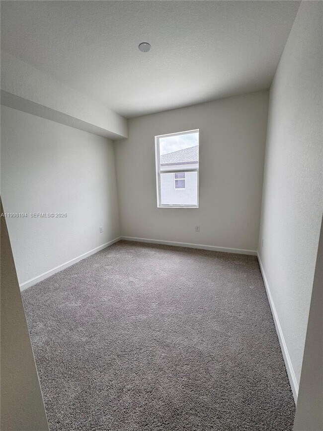 Building Photo - 15615 SW 280th St