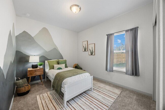 Building Photo - 100 Deserti Rd