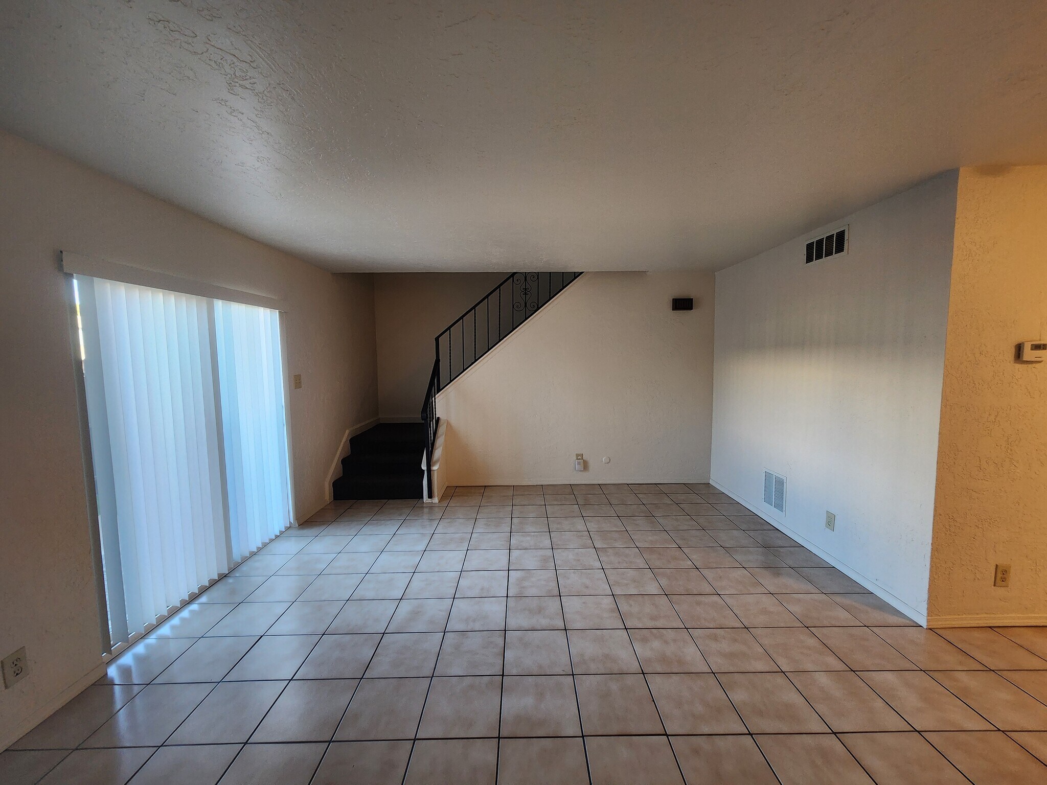 Building Photo - 8420 Chambers Ct NE