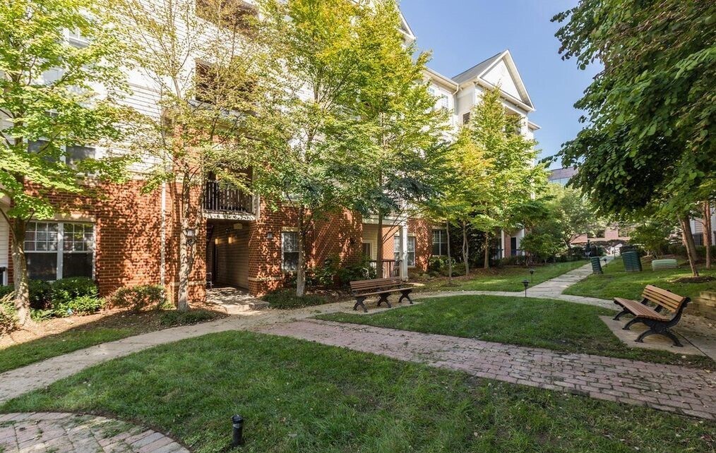 building - 11355 Aristotle Dr