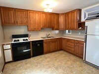 Building Photo - Treynor 2 Bedroom House