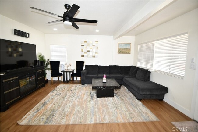 Building Photo - 4028 4026 W 160 Street Unit