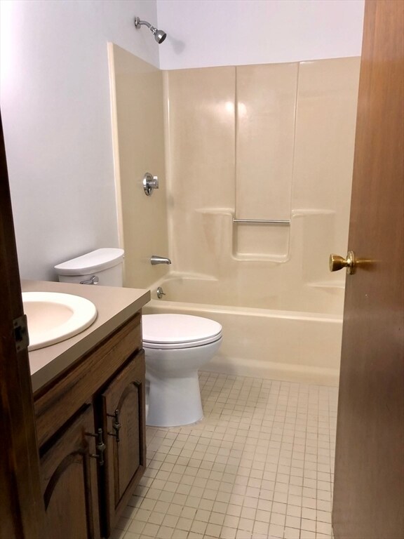 Building Photo - 98 Apache Way