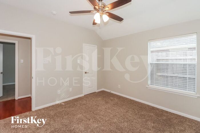 Building Photo - 9930 Hickory Trace Ct