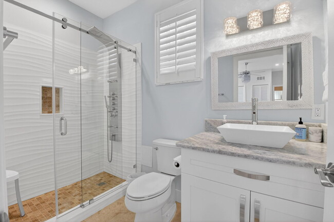 Building Photo - 122 Andrews Ave