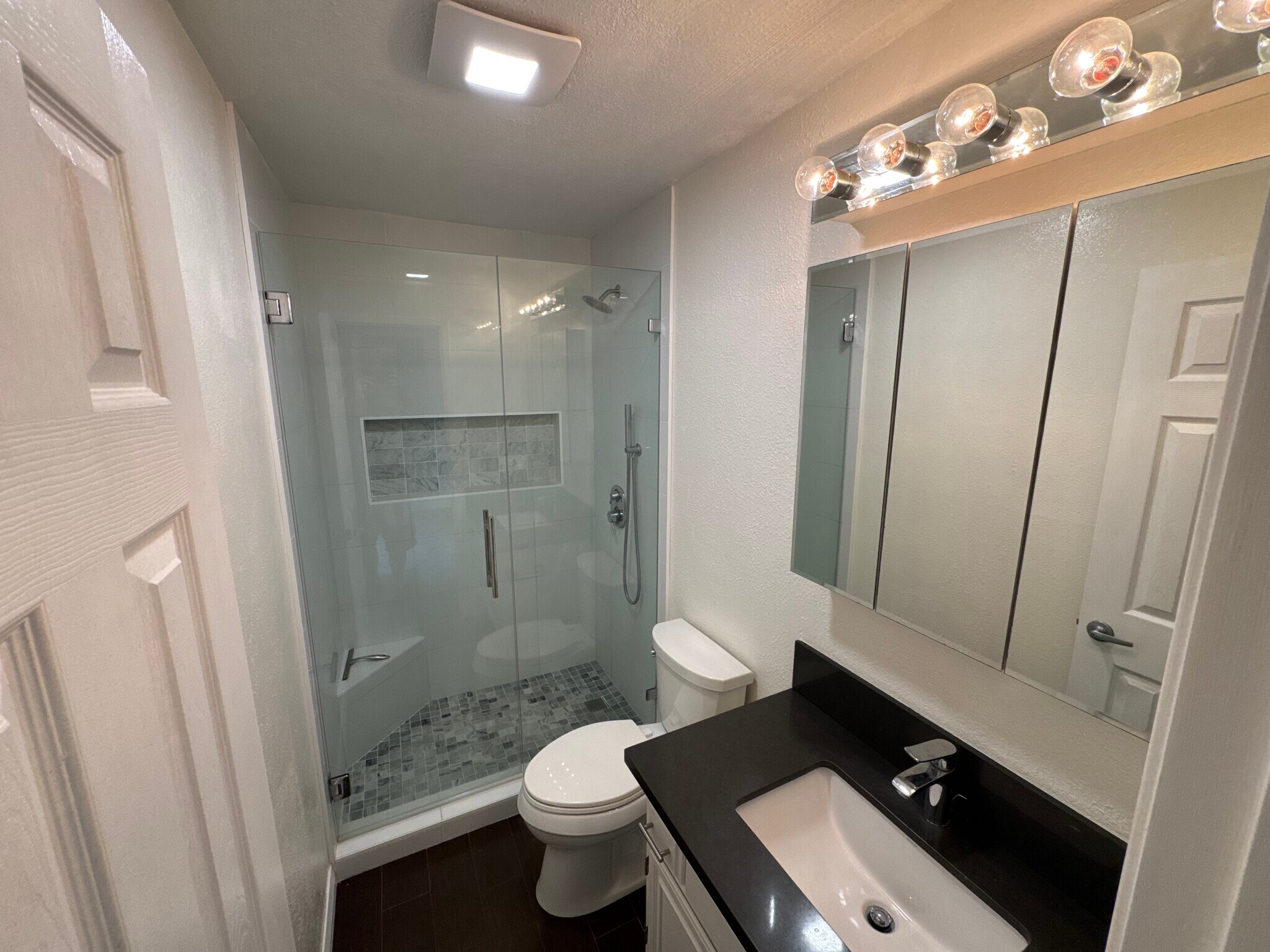 Building Photo - 300 Cagney Ln